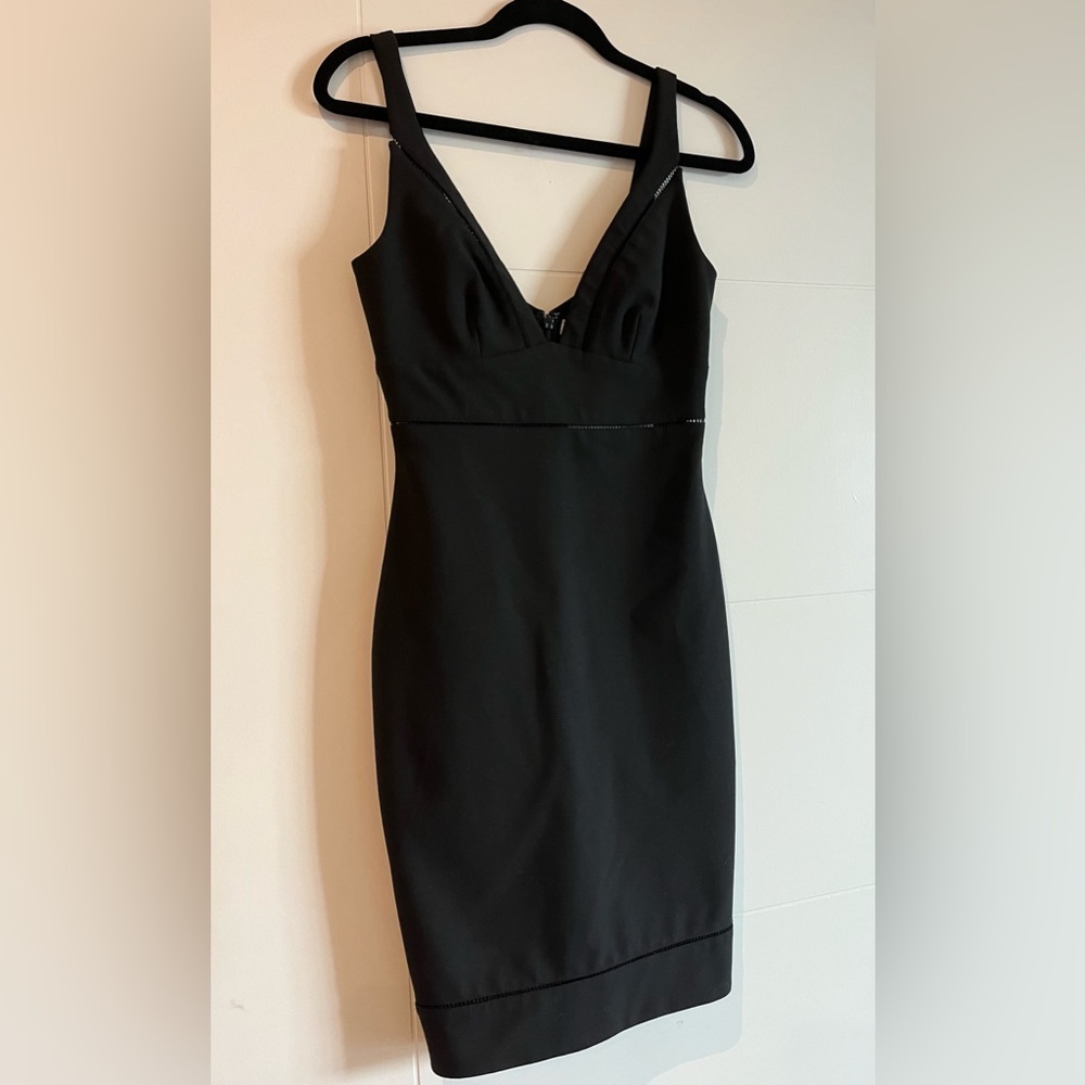 ELIZABETH & JAMES 'Suzi' Drop-Stitch Little Black Dress LBD